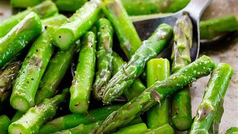 Cook Delicious Asparagus in a Skillet | Cafe Impact