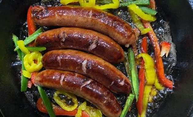 The Foolproof Way to Cook Bratwurst Like a Pro | Cafe Impact